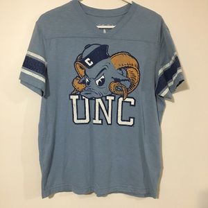 UNC College Vault Neck top tee. Size medium.
